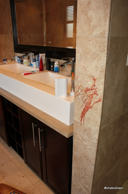 Basins &amp; wall by passage