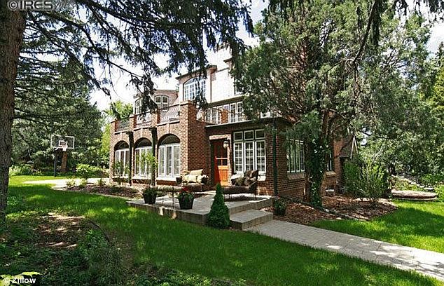 south-side-of-ramsey-house