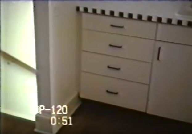 the-sink-just-off-the-kitchen-3