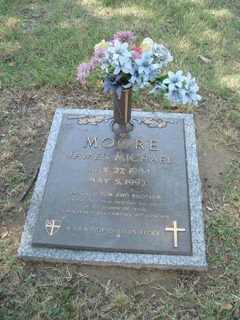 Moore grave