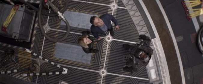 avengers-infinitywar-trailerbreakdown-widow-bruce-rhodey-700x290