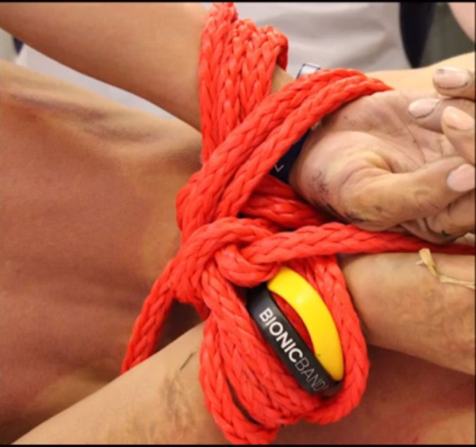 76b45-rebeccazahauknots